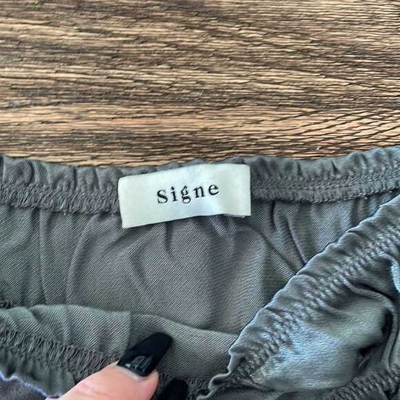 Signe new no tags thong - Picture 3 of 6